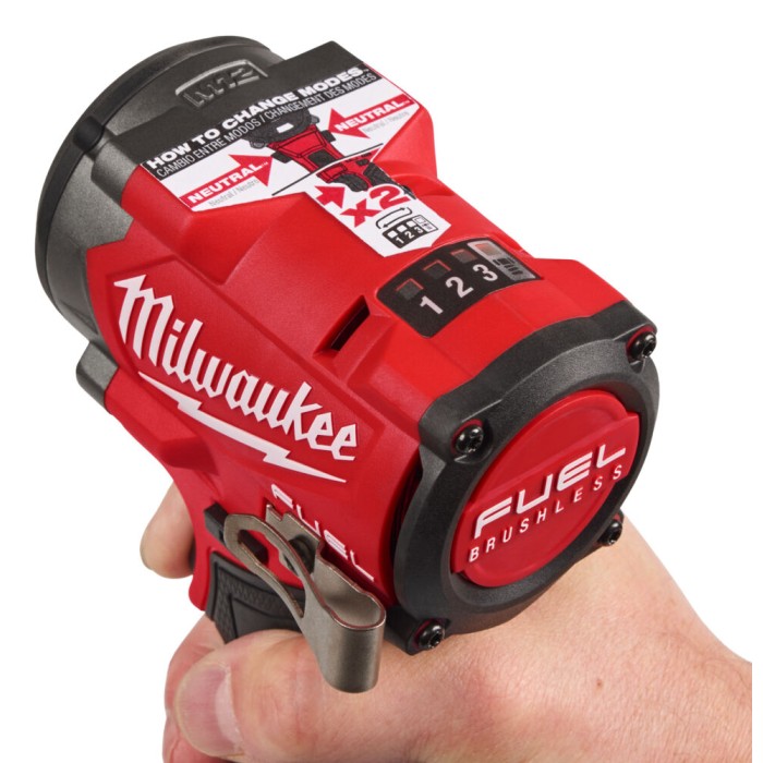 Гайковерт акумуляторний безщітковий 3/8'' MILWAUKEE, M12 FCIWF38G3-502X, 745Нм, з кільцем (зарядний пристрій С12 С, 2 акумулятор Гайковерт акумуляторний безщітковий 3/8'' MILWAUKEE, M12 FCIWF38G3-502X, 745Нм, з кільцем (зарядний пристрій С12 С, 2 акумулятор