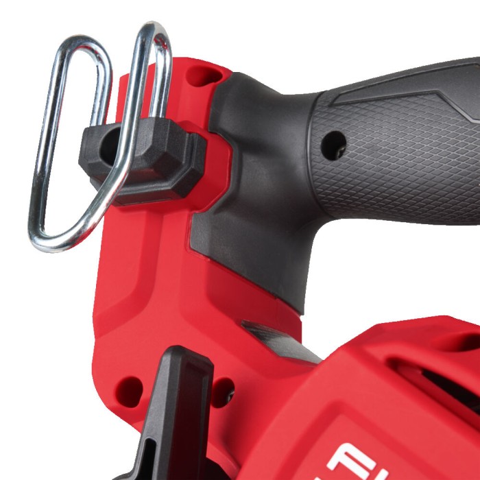 Пила дискова ручна акумуляторна MILWAUKEE, M18 FCS552-0X, діаметр 165мм (каркас, аксесуари, HD кейс) Пила дискова ручна акумуляторна MILWAUKEE, M18 FCS552-0X, діаметр 165мм (каркас, аксесуари, HD кейс)