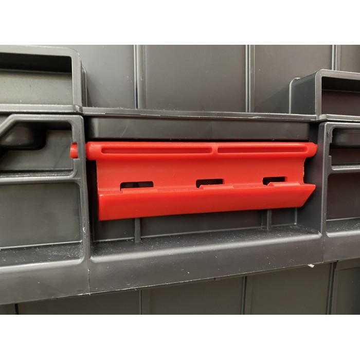 Защілка бічна на ящикі для інструментів QBRICK SYSTEM ONE / TWO (1шт) (5901238251545) Защілка бічна на ящикі для інструментів QBRICK SYSTEM ONE / TWO (1шт) (5901238251545)