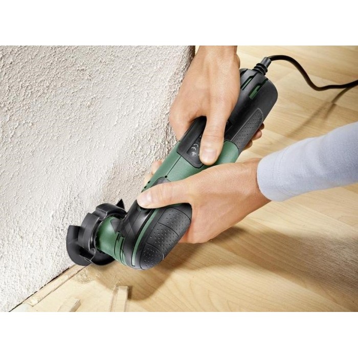 Багатофункційний інструмент BOSCH PMF 220 CE (0603102020) Багатофункційний інструмент BOSCH PMF 220 CE (0603102020)