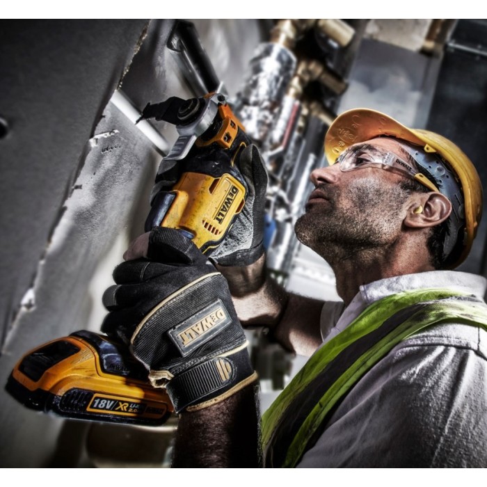 Багатофункційний інструмент DeWALT DCS355N Багатофункційний інструмент DeWALT DCS355N