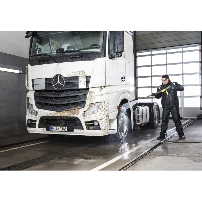 Мийка високого тиску електрична KARCHER HDS 8/18-4 M (1.077-908.0) Мийка високого тиску електрична KARCHER HDS 8/18-4 M (1.077-908.0)