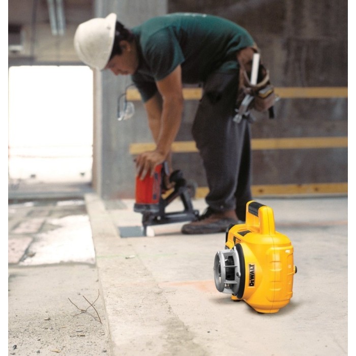 Лазерний ротаційний нівелір DeWALT DW079PKH Лазерний ротаційний нівелір DeWALT DW079PKH
