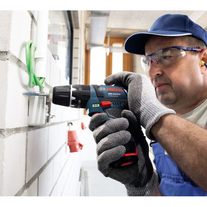 Акумуляторний шуруповерт BOSCH GSB 10,8-2-LI Professional (06019B6901) Акумуляторний шуруповерт BOSCH GSB 10,8-2-LI Professional (06019B6901)