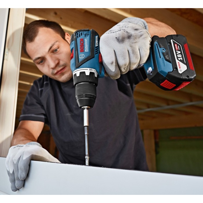 Акумуляторний шуруповерт BOSCH GSR 18 V-EC Professional (06019E8100) Акумуляторний шуруповерт BOSCH GSR 18 V-EC Professional (06019E8100)