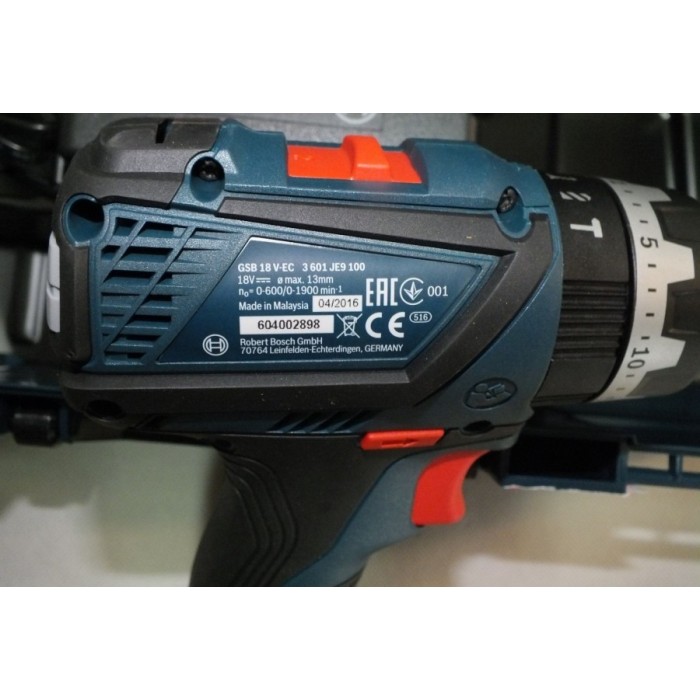 Акумуляторний шуруповерт BOSCH GSB 18 V-EC Professional (06019E9101) Акумуляторний шуруповерт BOSCH GSB 18 V-EC Professional (06019E9101)
