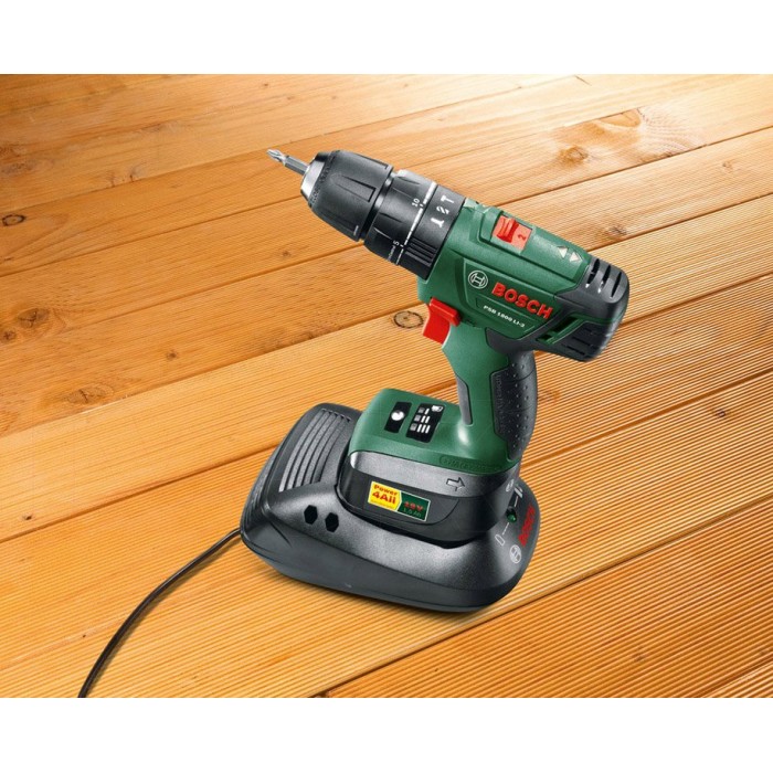Акумуляторний шуруповерт BOSCH PSB 1800 LI-2 (06039A3321) Акумуляторний шуруповерт BOSCH PSB 1800 LI-2 (06039A3321)