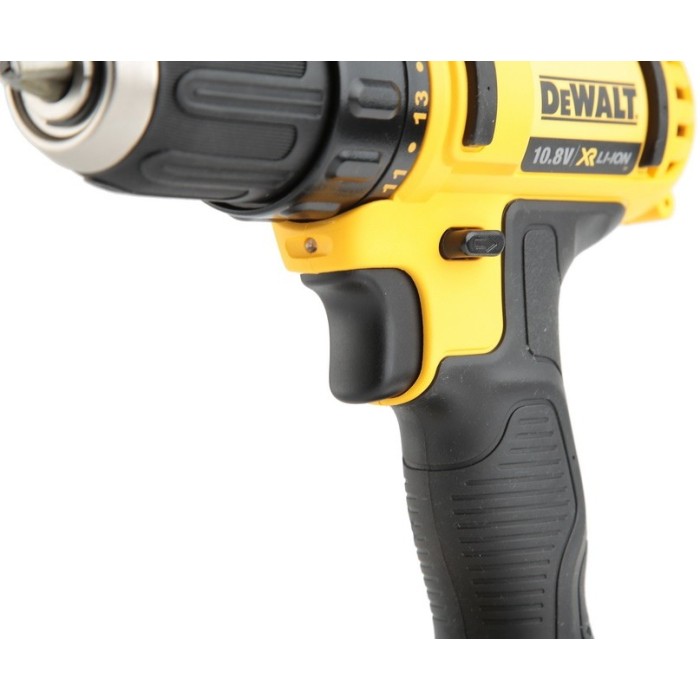 Акумуляторний шуруповерт DeWALT DCD 710 S2 Акумуляторний шуруповерт DeWALT DCD 710 S2