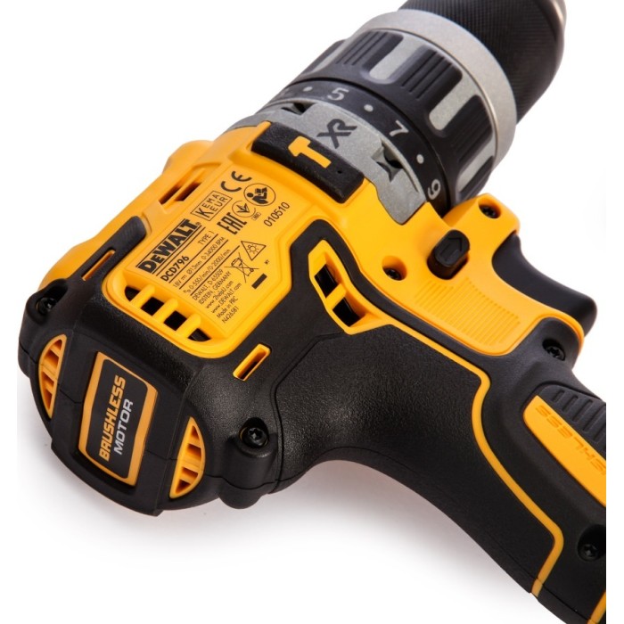 Акумуляторний шуруповерт DeWALT DCD796D2 DCD796D2 Акумуляторний шуруповерт DeWALT DCD796D2 DCD796D2