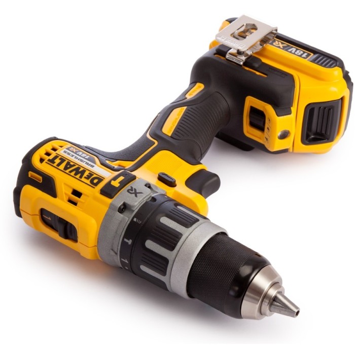 Акумуляторний шуруповерт DeWALT DCD796D2 DCD796D2 Акумуляторний шуруповерт DeWALT DCD796D2 DCD796D2