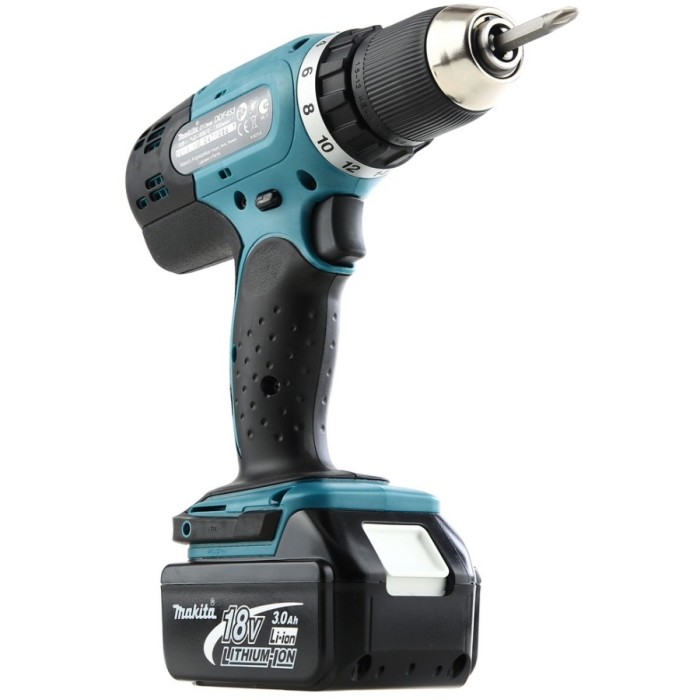 Акумуляторний шуруповерт MAKITA DDF453RFE Акумуляторний шуруповерт MAKITA DDF453RFE