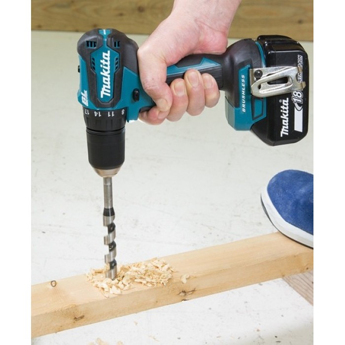 Акумуляторний шуруповерт MAKITA DDF483Z (без акумулятора) Акумуляторний шуруповерт MAKITA DDF483Z (без акумулятора)