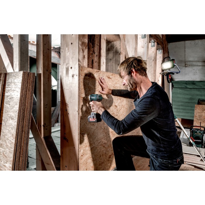 Акумуляторний шуруповерт METABO BS 18 LTX Quick (602193500) Акумуляторний шуруповерт METABO BS 18 LTX Quick (602193500)