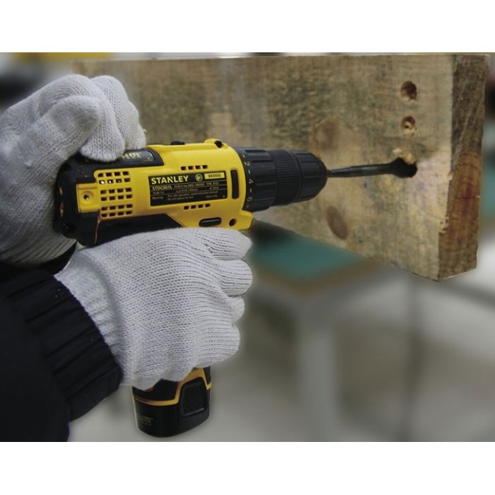 Акумуляторний шуруповерт STANLEY STCD1081B2 Акумуляторний шуруповерт STANLEY STCD1081B2