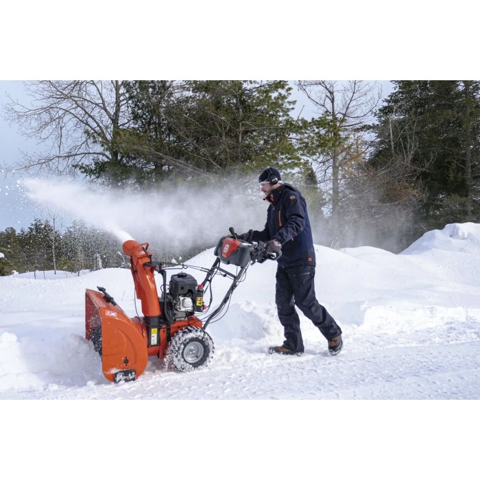 Сніговідкидач HUSQVARNA ST 227 (9704690-01) Сніговідкидач HUSQVARNA ST 227 (9704690-01)