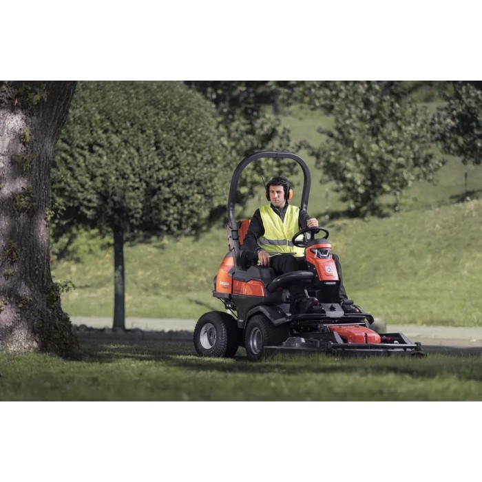 Садовий райдер HUSQVARNA P 524X (9706015-01) Садовий райдер HUSQVARNA P 524X (9706015-01)