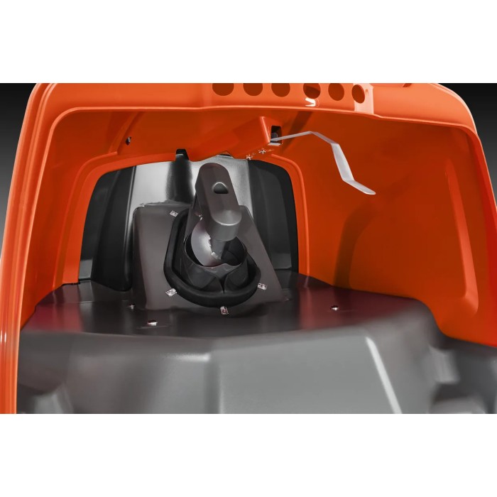 Садовий трактор-райдер HUSQVARNA RC 320Ts AWD (9676288‑02) Садовий трактор-райдер HUSQVARNA RC 320Ts AWD (9676288‑02)