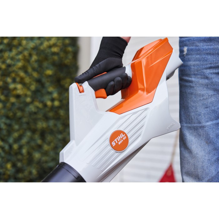 Акумуляторний повітродувний пристрій STIHL BGA 57 Set (45230115978) Акумуляторний повітродувний пристрій STIHL BGA 57 Set (45230115978)
