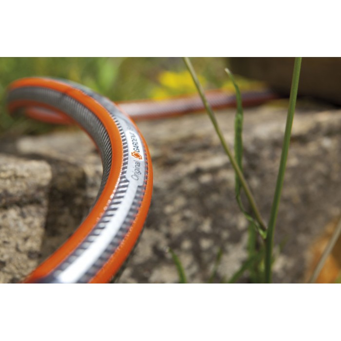 Шланг GARDENA SuperFlex 12x12 1/2", 50 м (18099-20.000.00) Шланг GARDENA SuperFlex 12x12 1/2", 50 м (18099-20.000.00)